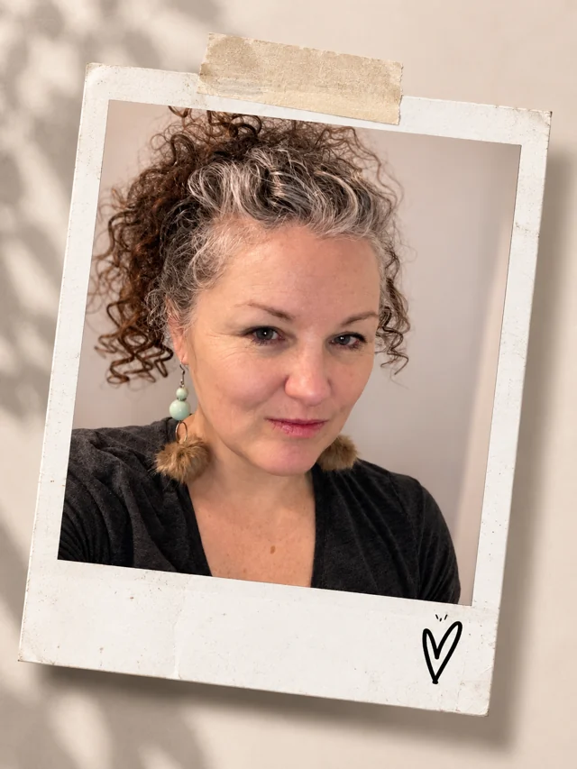 A candid portrait of Karine, the founder of Women Who Dare and Break Your Loops.